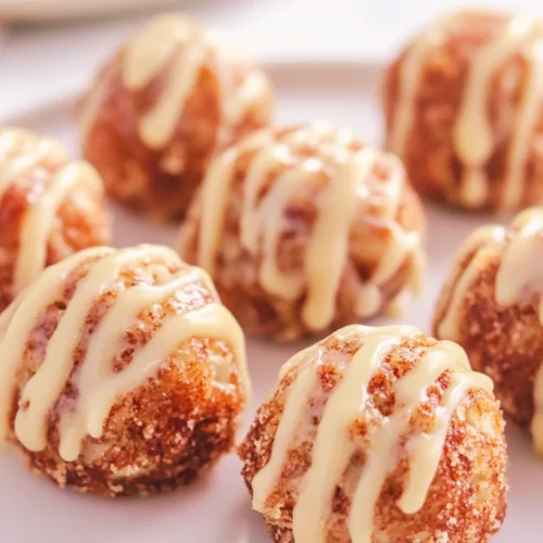 Cinnamon Roll Delights